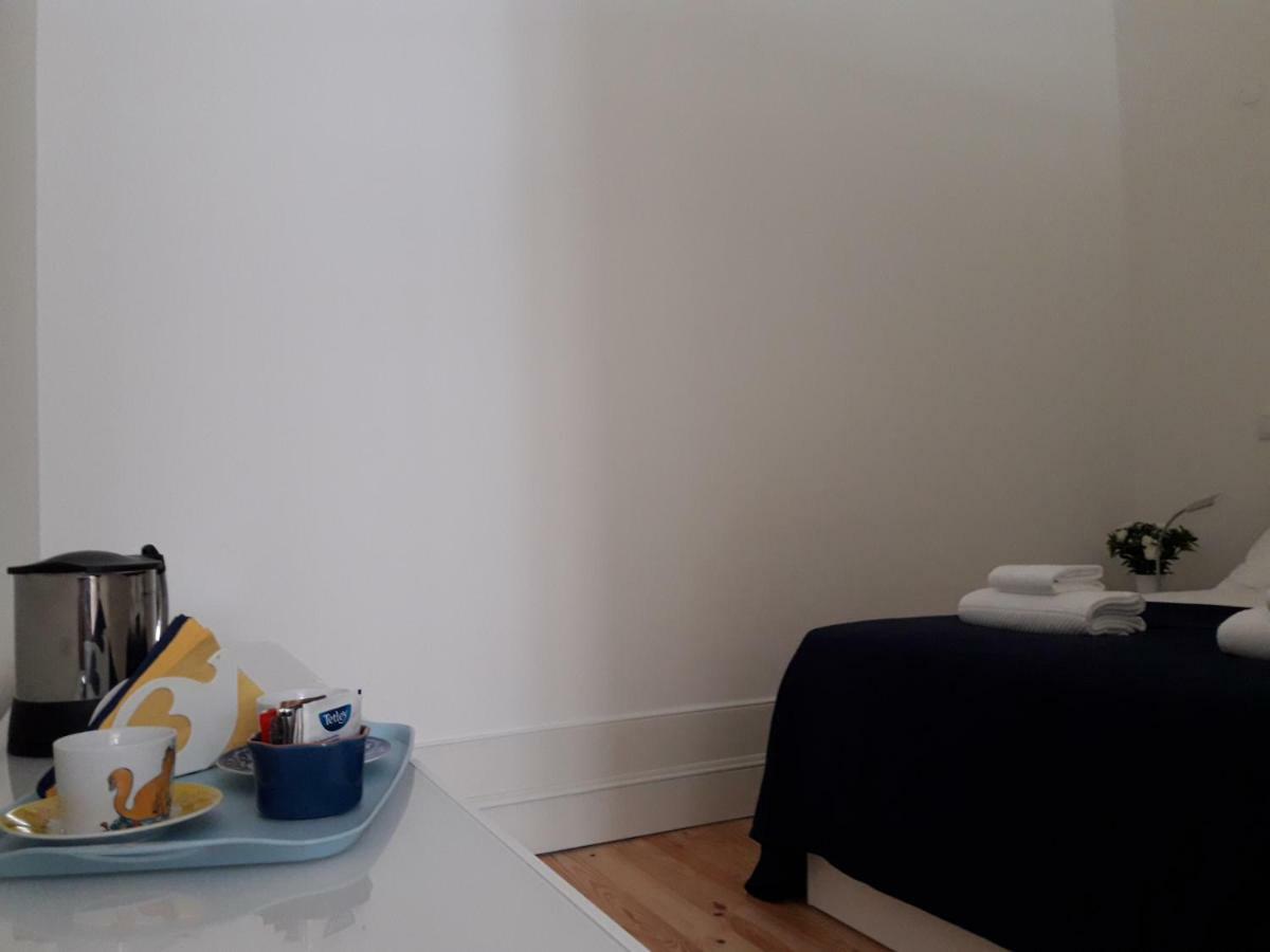 Oporto Cosy Apartment At Alegria Esterno foto
